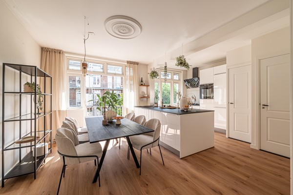 Property photo - Woestduinstraat 107-2, 1059SP Amsterdam